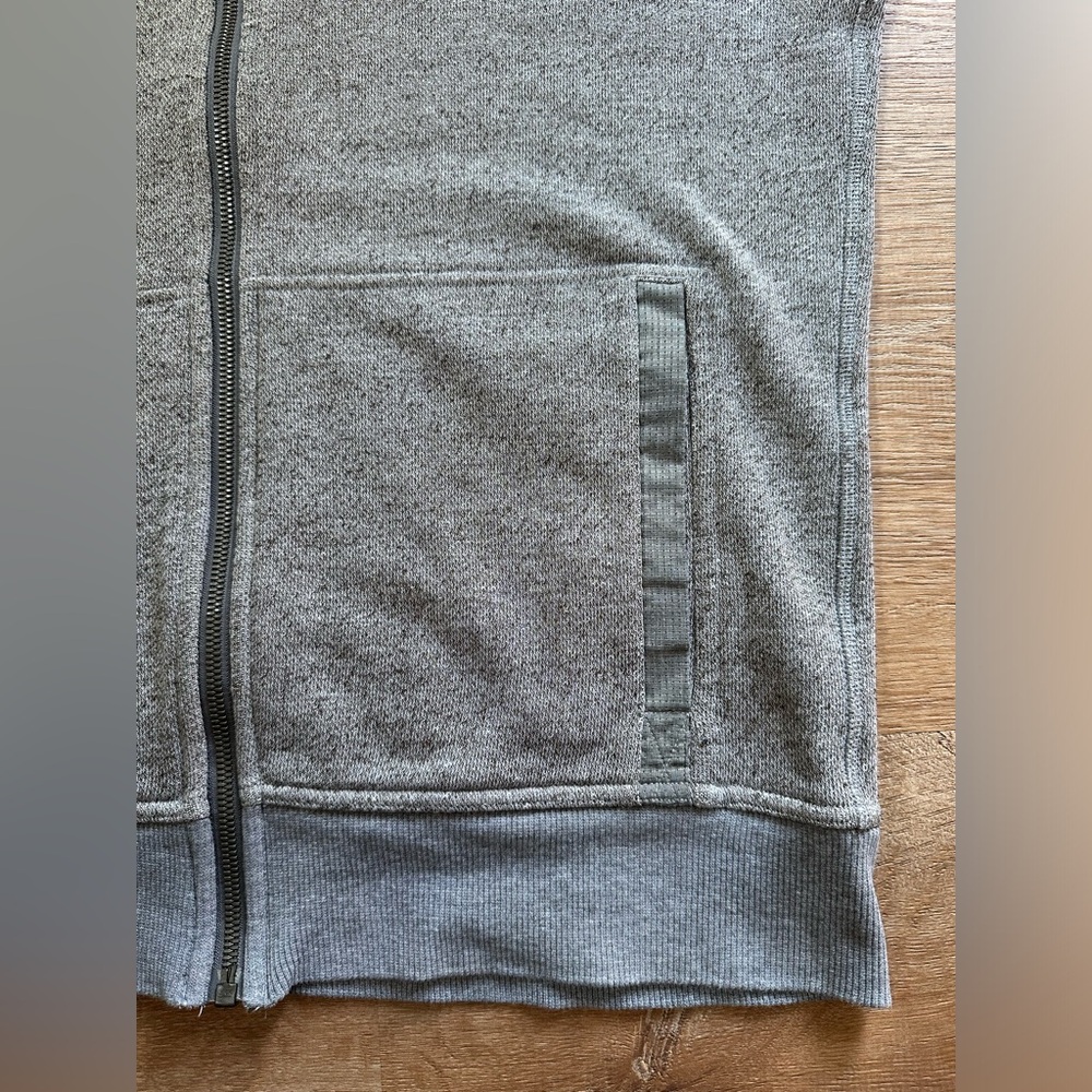 Mens Lululemon Zip up Hoodie Vest Size Medium Grey - Picture 13 of 13